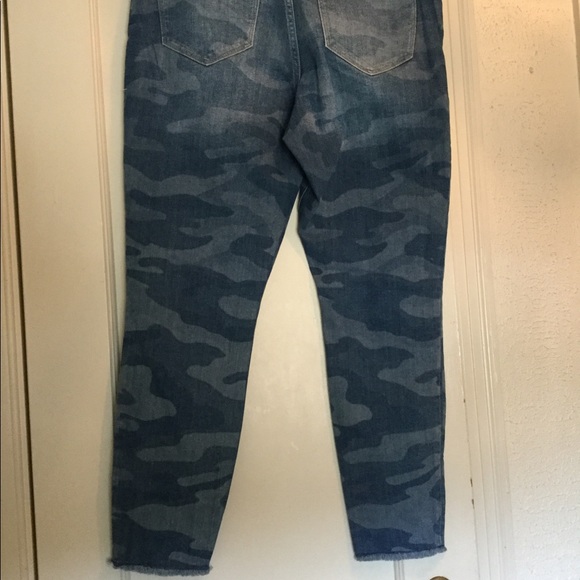 GAP blue camo jeans - Picture 6 of 10